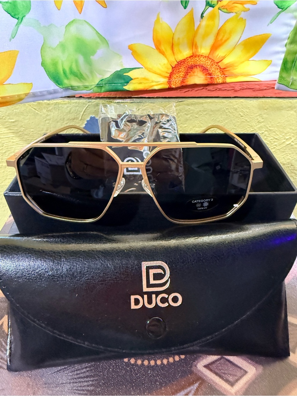 Duco Model DC3032 Gold Frame Black Lens Sunglasses